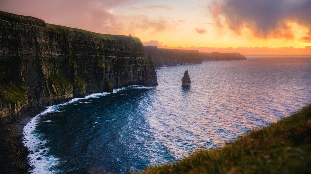 The Ultimate Ireland Tour - Cliffs of Moher