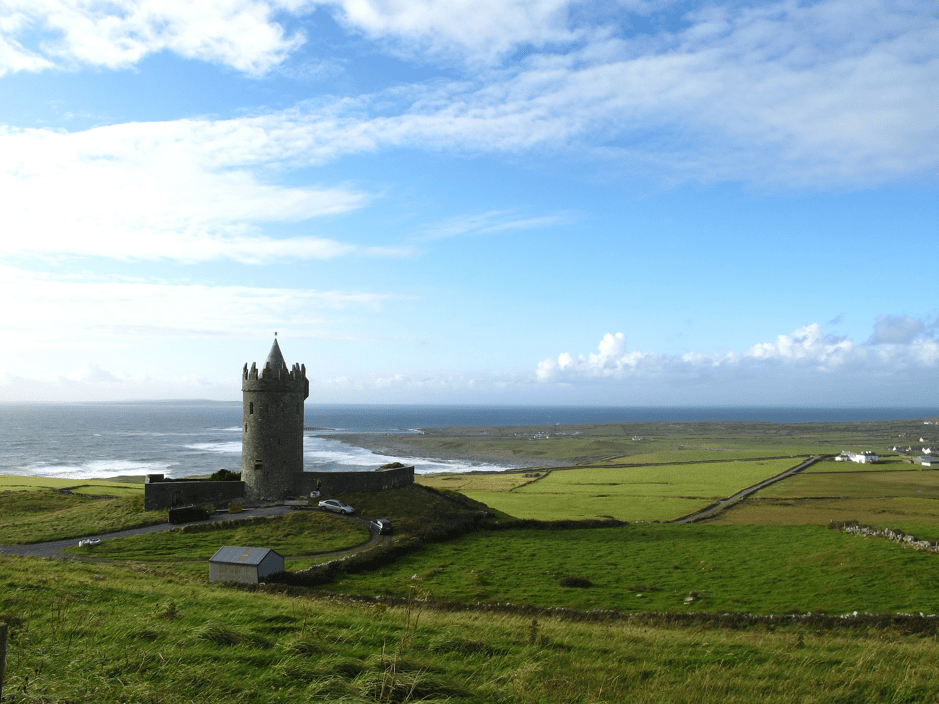 An castle on the coast of Ireland