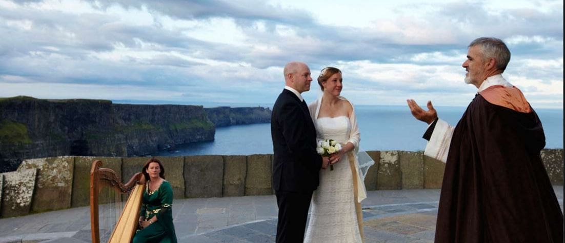 Cliffs of Moher wedding ceremony