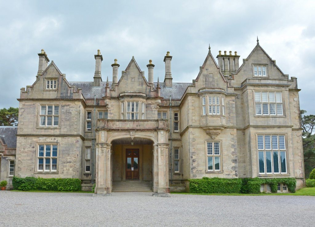 Muckross House