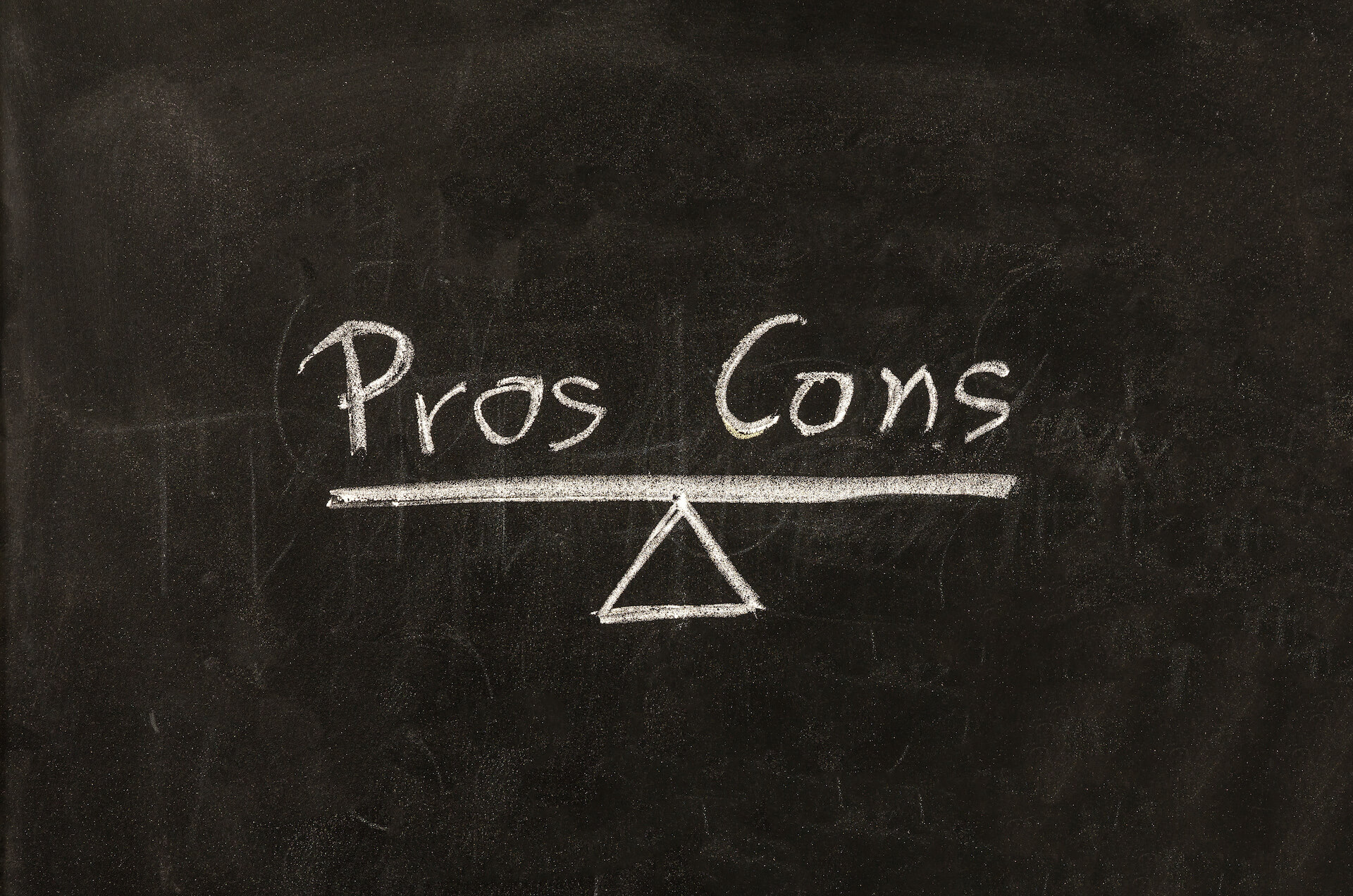 Pros and cons scale sign