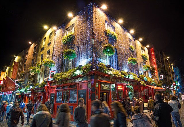 Nighttime at the Temple Bar in Dublin