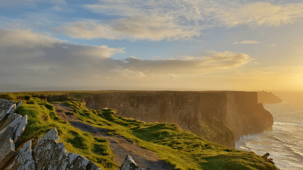 cliffs-of-moher-sunset